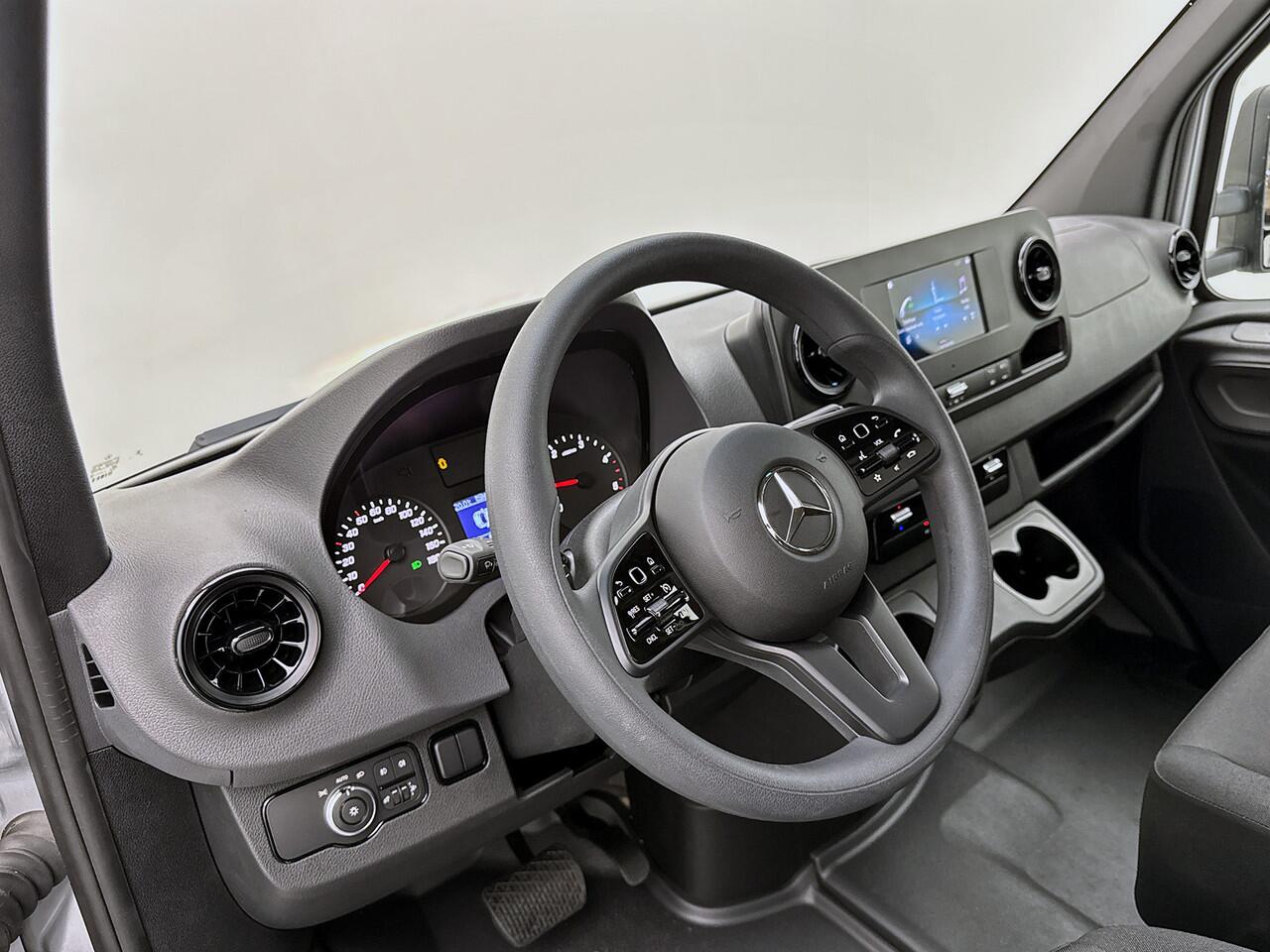 Mercedes-Benz SPRINTER 517 CDI L3 Bakwagen BPM VRIJ Dhollandia Laadklep 1000KG zilvergijs Zijdeur Cruise control