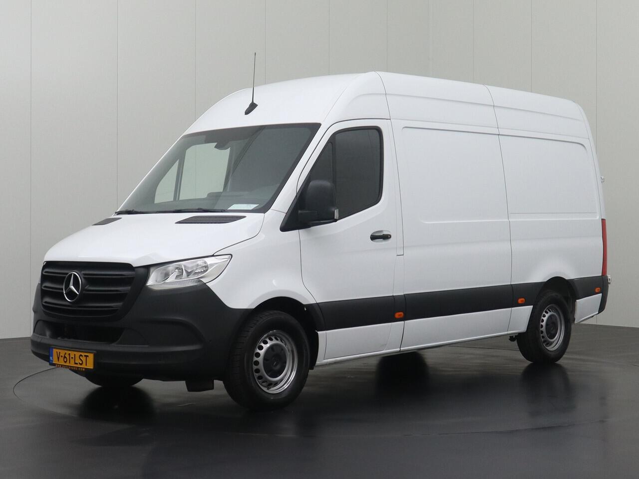 Mercedes-Benz SPRINTER 315CDI L2H2 | Mbux Touchscreen Camera | Betimmering | Airco | Cruise | 3-Persoons