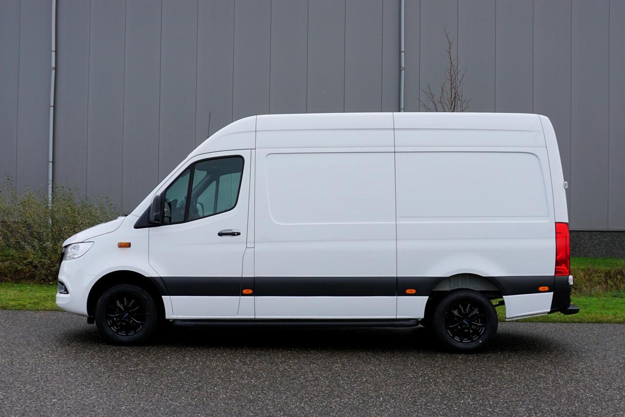 Mercedes-Benz SPRINTER 317 L2H2 RWD Automaat |EURO6 |1e eigenaar |Topstaat |Betimmering |Fabrieksgarantie |Camera |Cruise |Navi |Climate control |Stoelverwarming |3500 KG |170 pk