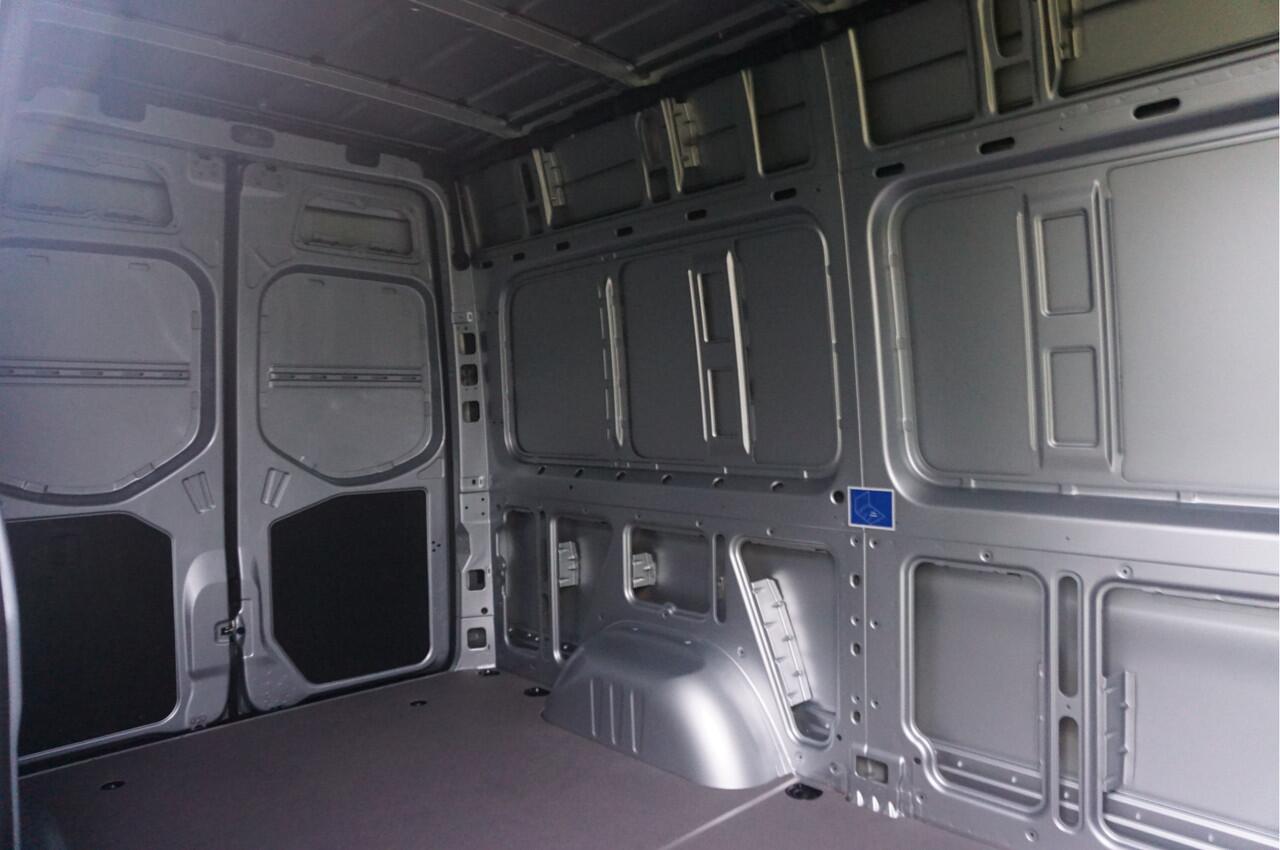 Mercedes-Benz SPRINTER 319CDI Select L2H2 BPM VRIJ!! 10.25" Mbux, ACC, LED, 17" LM!! NR. 931