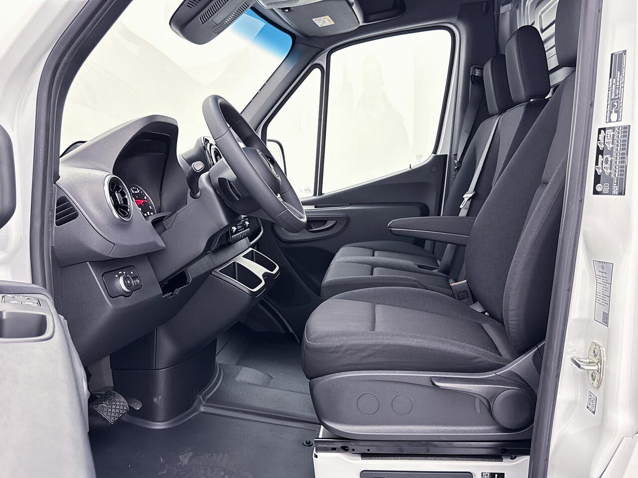 Mercedes-Benz SPRINTER 517 1.9 CDI Pro L4H2 Dubbel lucht 3500KG Trekhaak Achteruitrijcamera Cruise Control