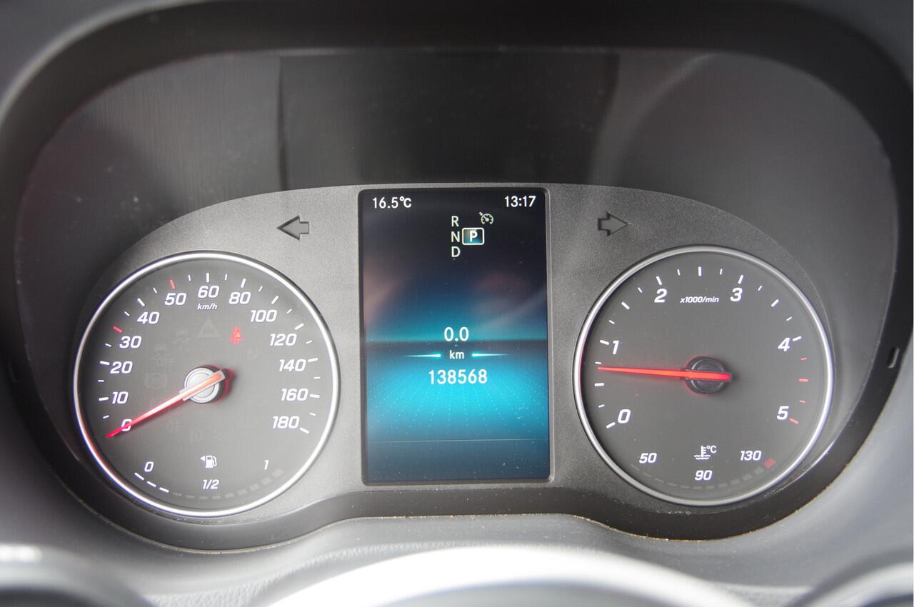 Mercedes-Benz SPRINTER 319 3.0 V6 3P, AUT. LED, CAMERA, STANDKACHEL, STOELVERWARMING, CRUISE, LEDER STUUR, NAVI BY APPLE CARPLAY