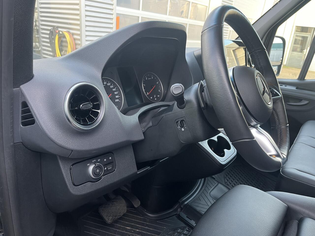 Mercedes-Benz SPRINTER 319 1.9 CDI Aut L4 2800kg Trekhaak Leder LED Stuurverw. alle opties