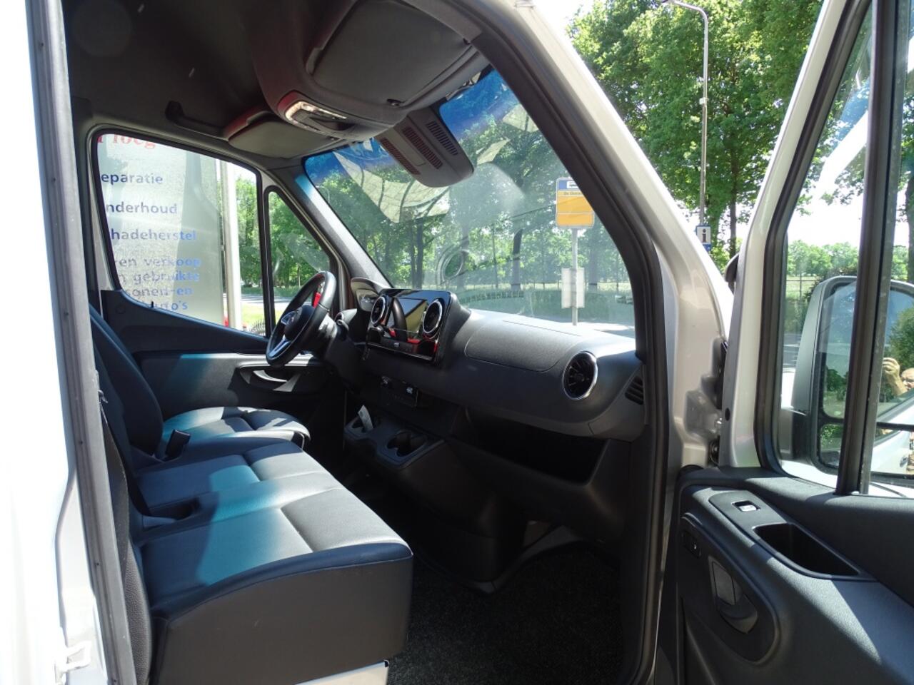 Mercedes-Benz SPRINTER 319 1.9 CDI L2H2 VOL OPTIES 1e eig NWST