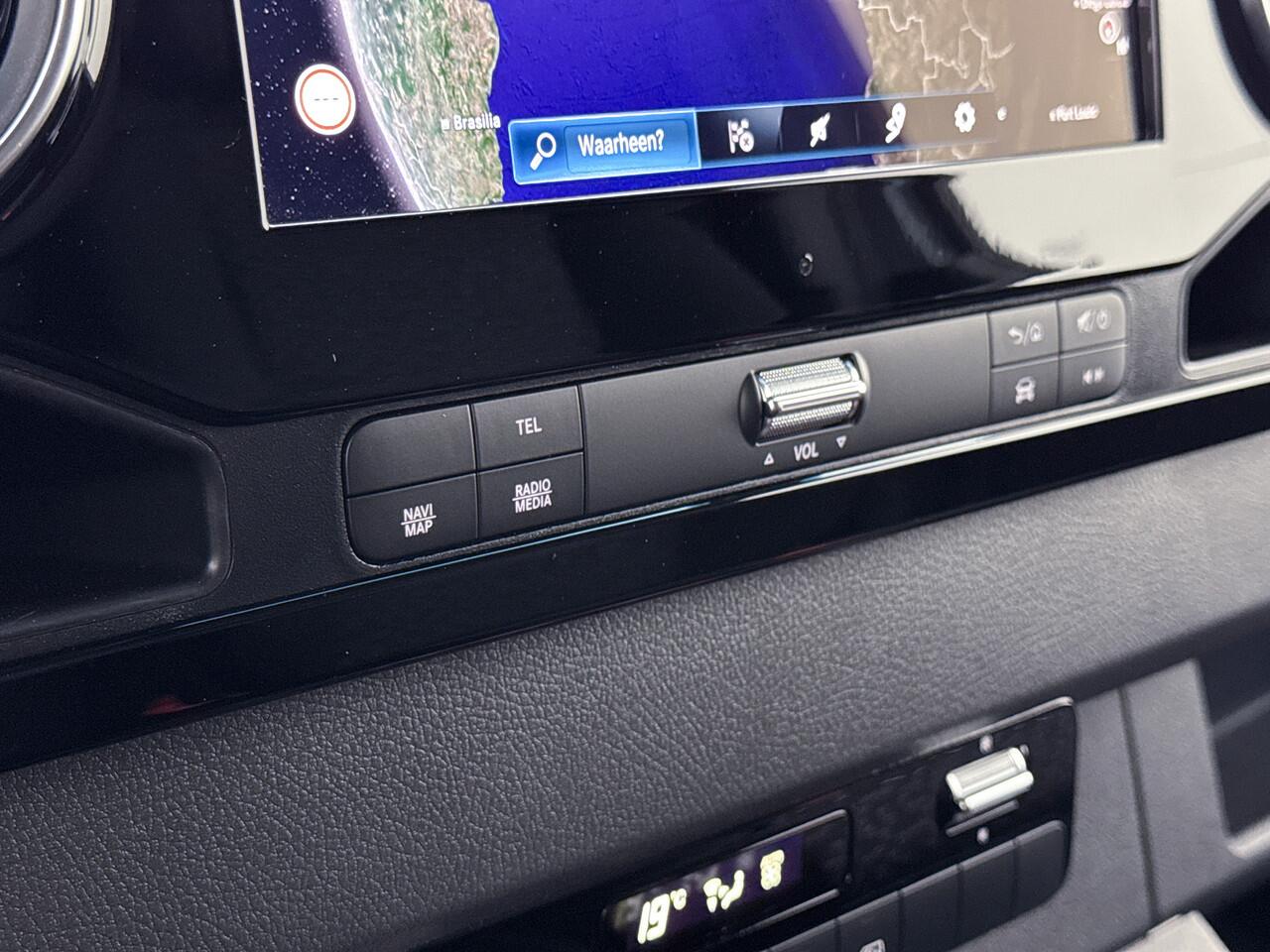 Mercedes-Benz SPRINTER 317 Bakwagen D'Hollandia Laadklep 1000KG 10.25 MBUX Led Koplampen 9G Automaat