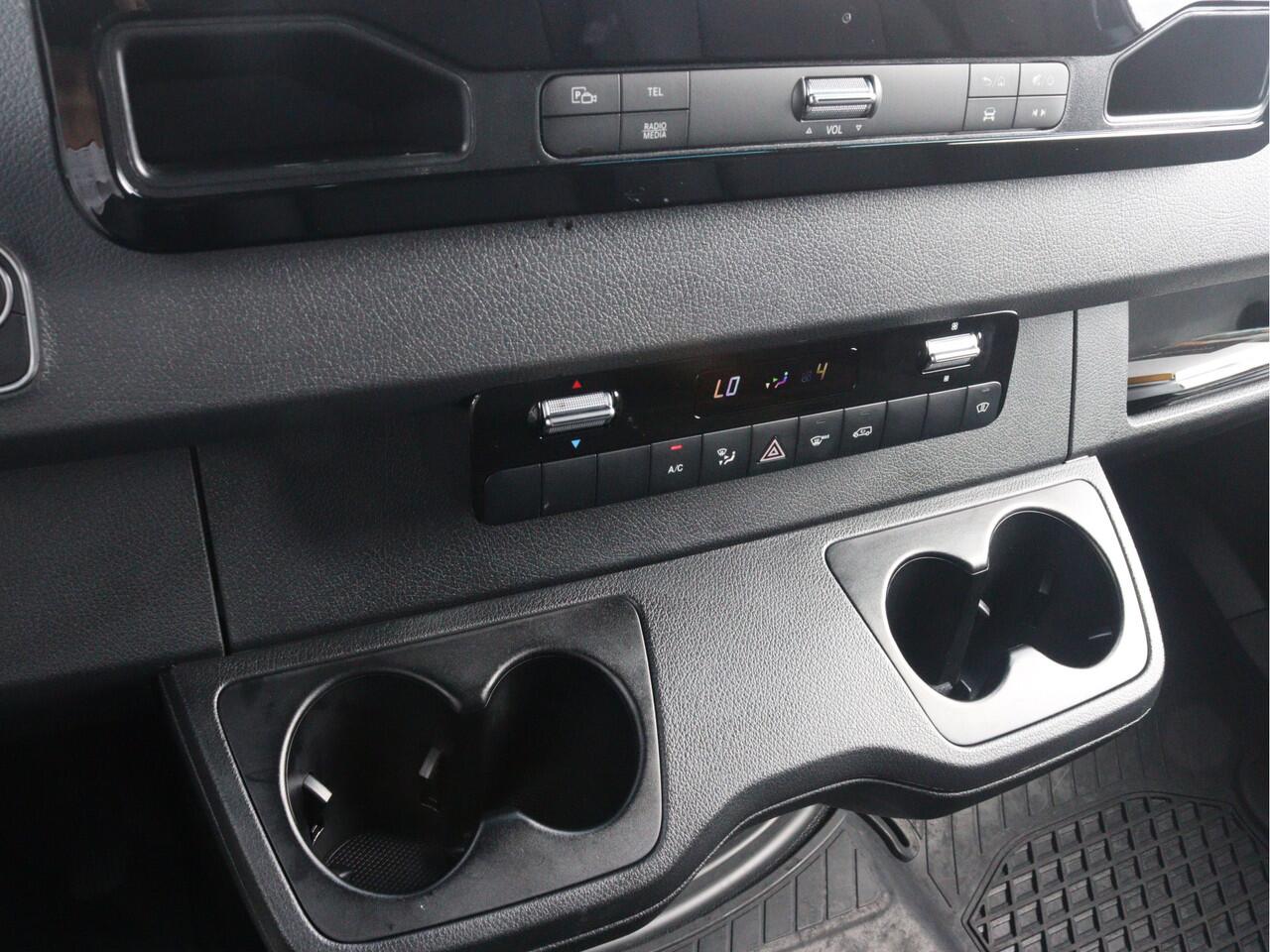 Mercedes-Benz SPRINTER 319 CDI L2H2 Select | AIRCO/CAMERA/CRUISE/3.500KG AHW | Certified