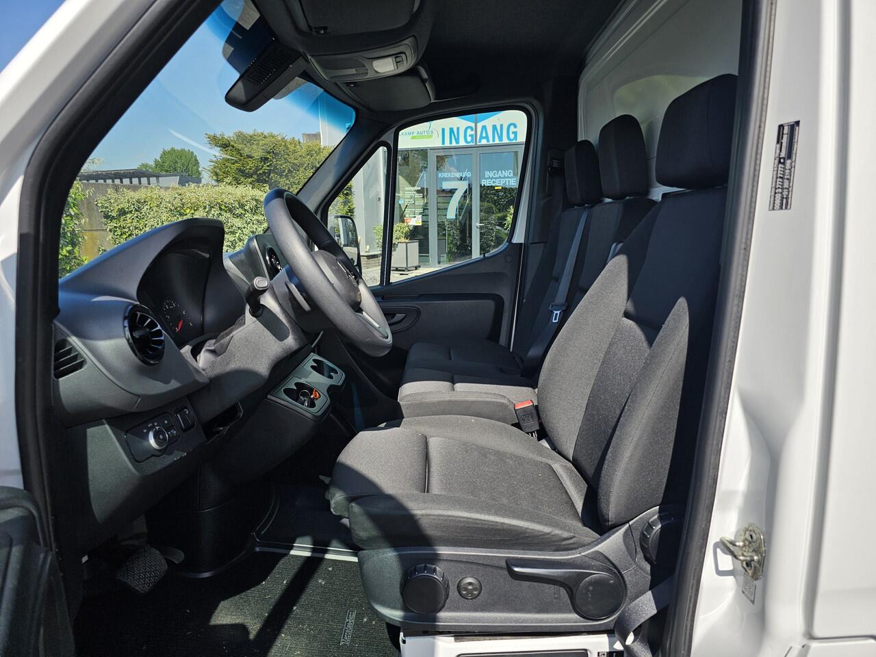 Mercedes-Benz SPRINTER 315 CDI L3 Automaat Bakwagen met Laadklep * Camera * NAP *