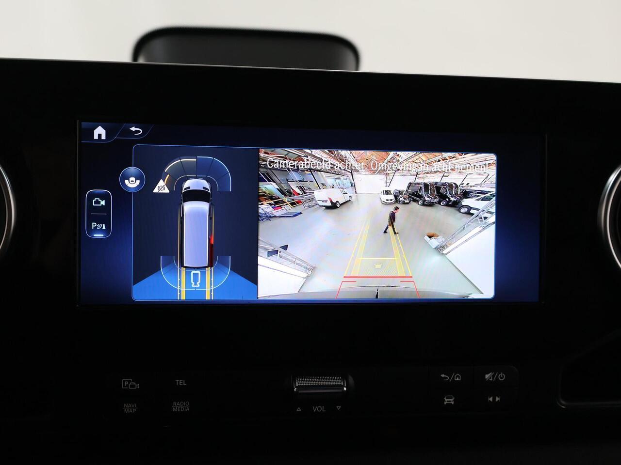 Mercedes-Benz SPRINTER 319 CDI L2 H2 Select | Geveerde Stoel | Navigatiesysteem | Distronic | Stoelverwarming | 3500 KG AHW | Led verlichting |