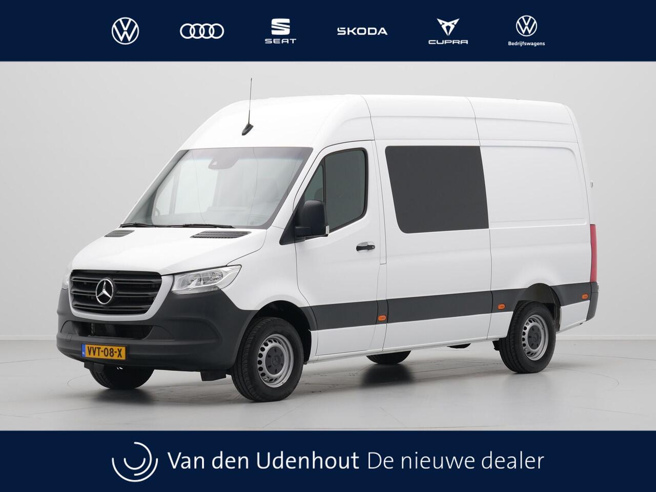 Mercedes-Benz SPRINTER 319CDI L2H2 DC Navigatie Trekhaak Camera Stoelverwarming