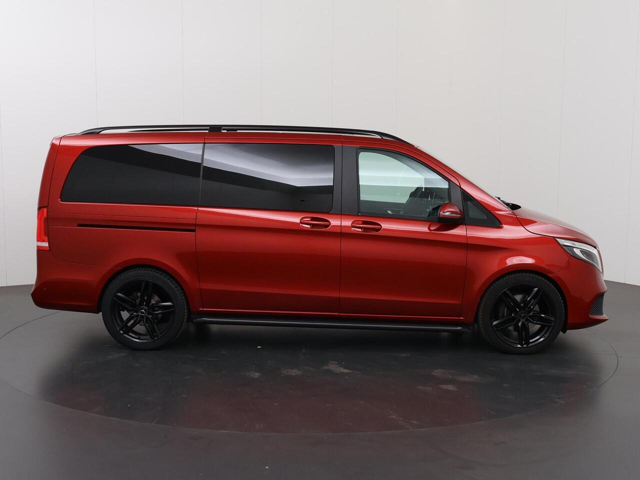 Mercedes-Benz V-KLASSE 300d | L2 Lang | Dubbele Cabine | Navigatie | Distronic Plus | LM Velgen | Sidebars | Certified