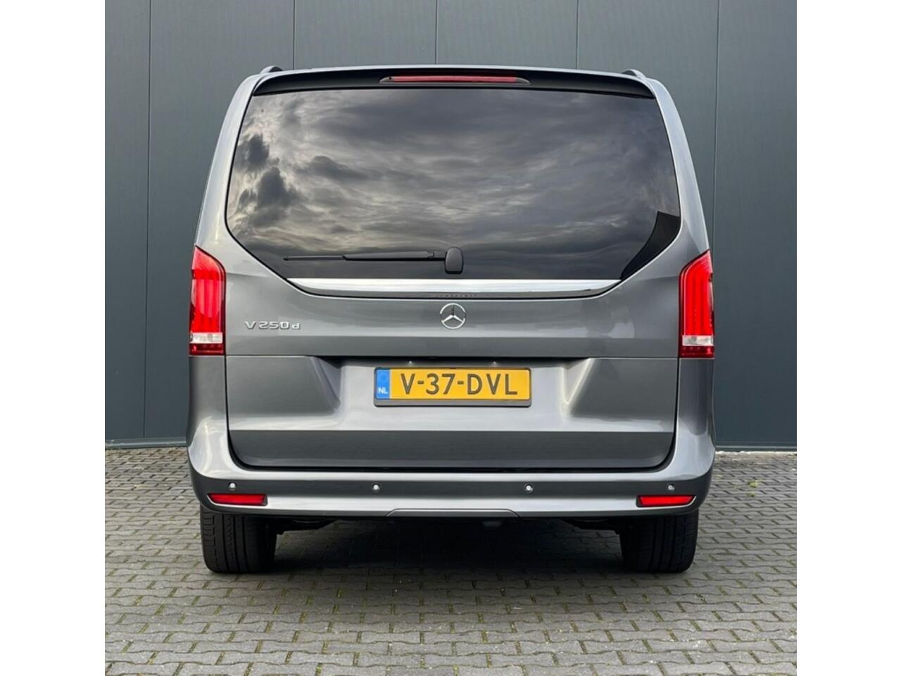 Mercedes-Benz V-KLASSE 250 AMG VOL DUBBEL CABINE OPTIE STANDKACHEL