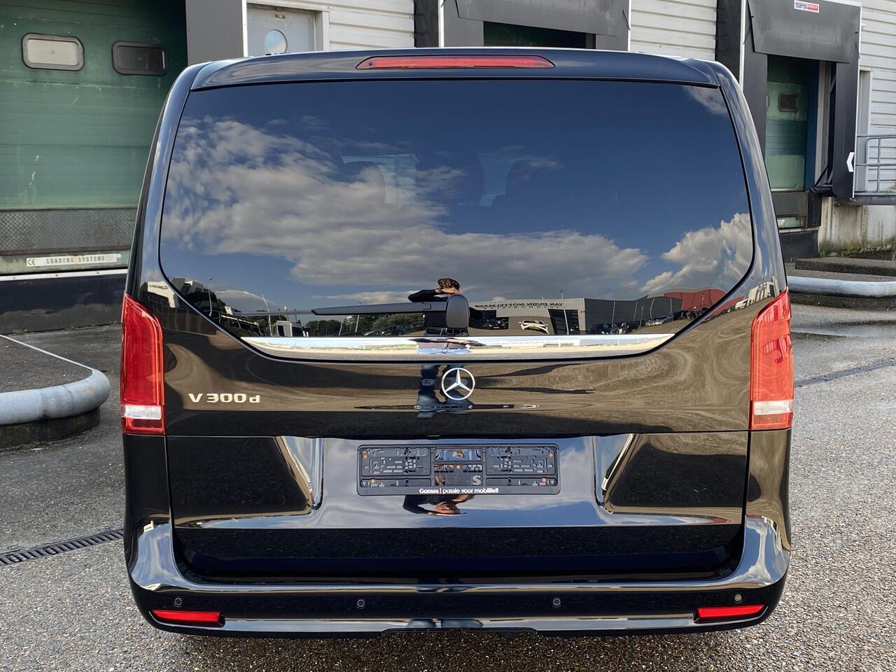 Mercedes-Benz V-KLASSE 300d Extra Lang Avantgarde 8-Persoons Incl. BPM(18.107,00)