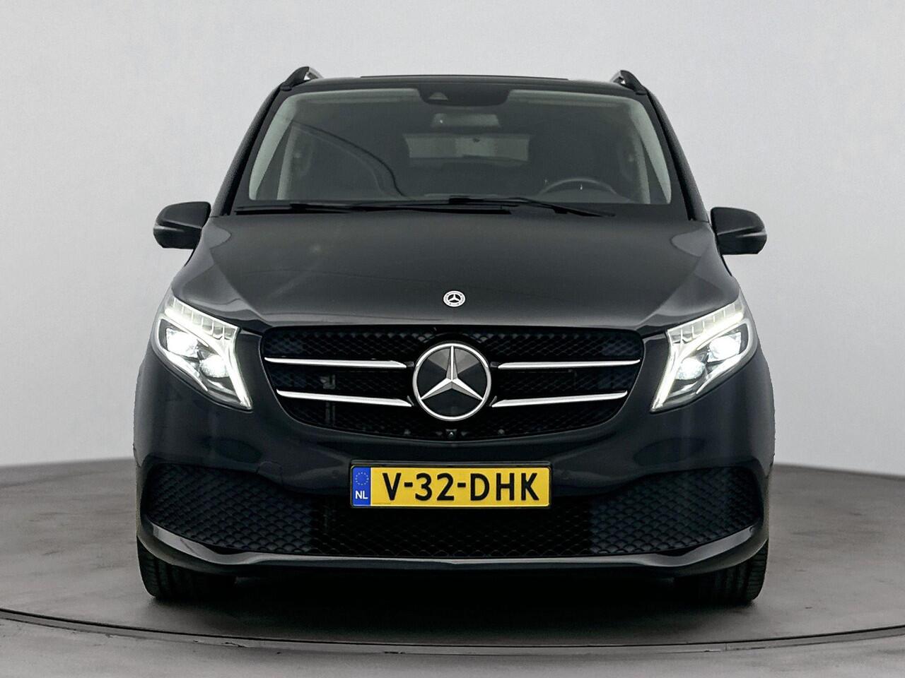 Mercedes-Benz V-KLASSE 300d Lang DC Avantgarde Edition 240PK | Lederen Bekleding | Avantgarde Interieur | 360 Camera | Adaptieve Cruise Control | Apple CarPlay & Android Auto