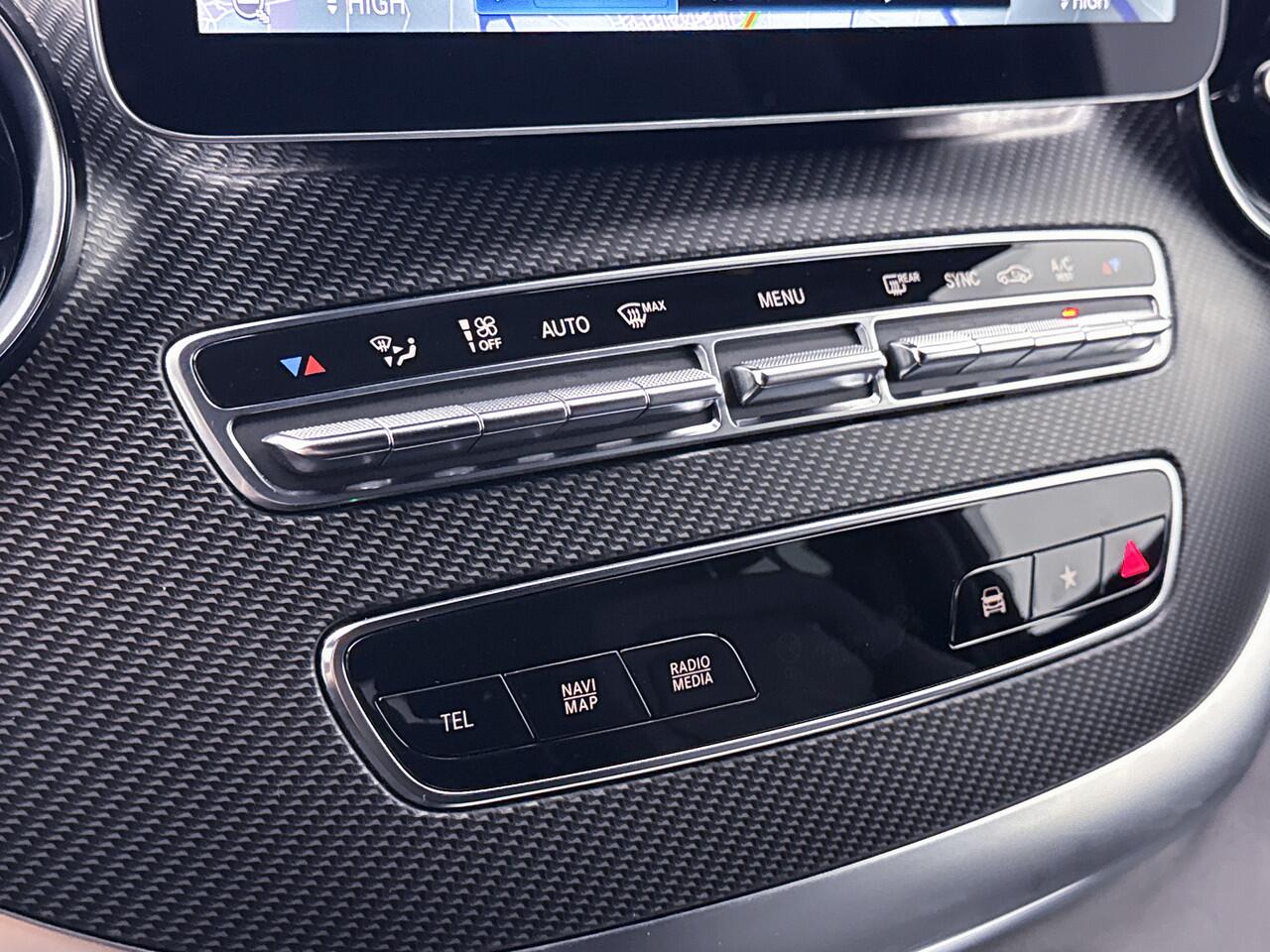 Mercedes-Benz V-KLASSE 250d 4-MATIC Extra Lang Dubbele Cabine AMG Styling Leder Dubbele Schuifdeur