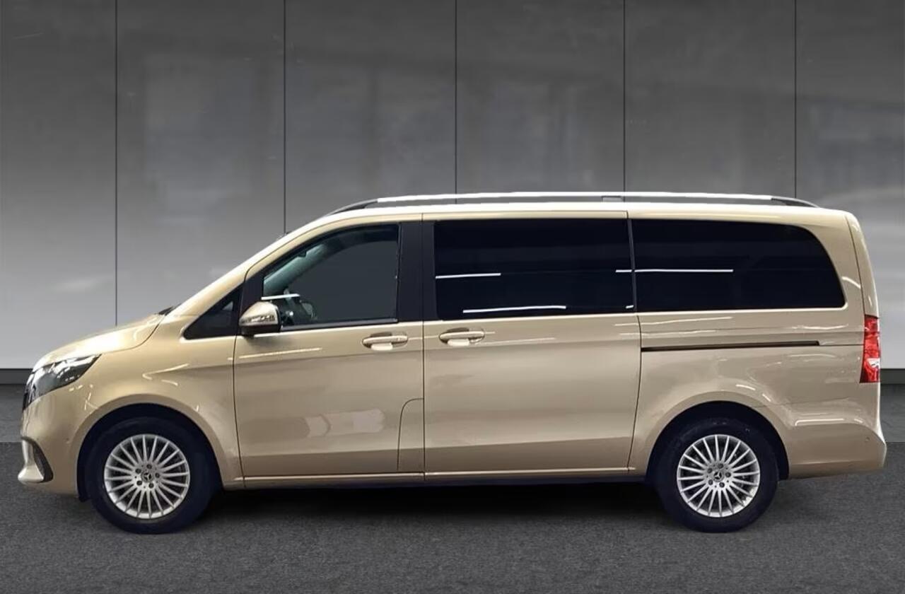 Mercedes-Benz V-KLASSE 220d L2 Grijs Kenteken Nieuw Model Distronic Trekhaak Camera Stoelverwarming Stuurverwarming