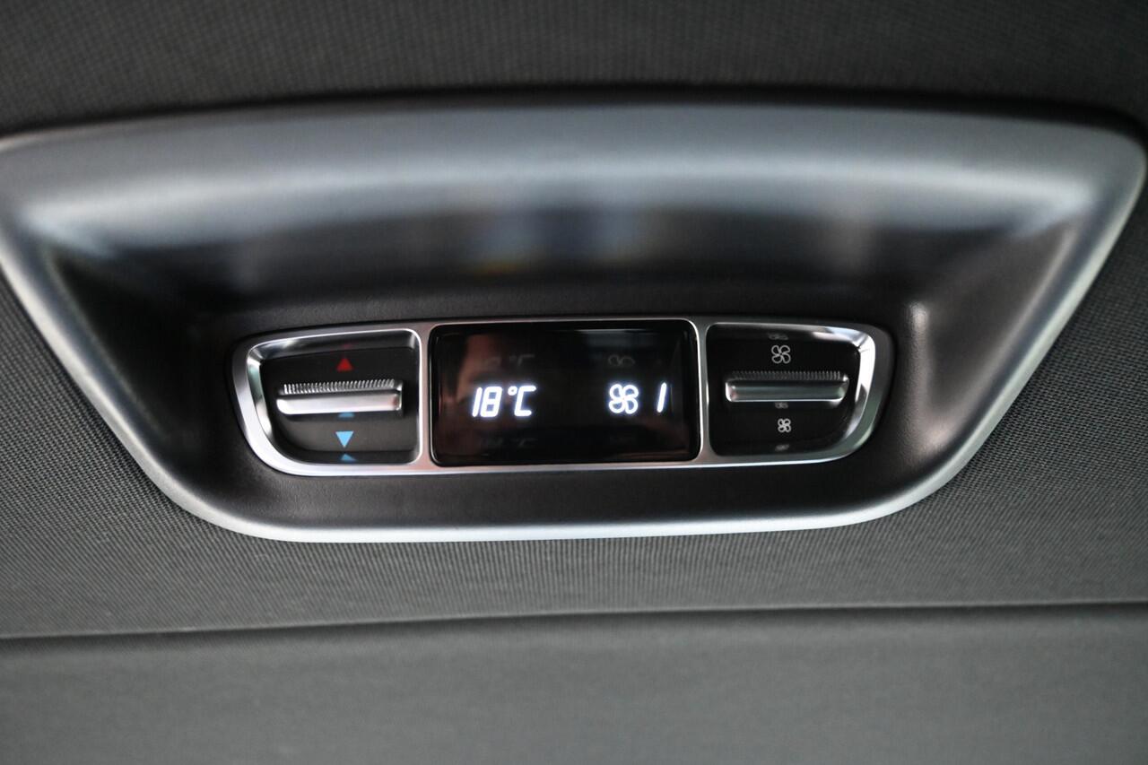 Mercedes-Benz V-KLASSE 300d AMG Extra Lang L3 DC Avantgarde Edition Stoel koeling/verwarming, 360 Graden Camera, Burmester, Afneembare trekhaak