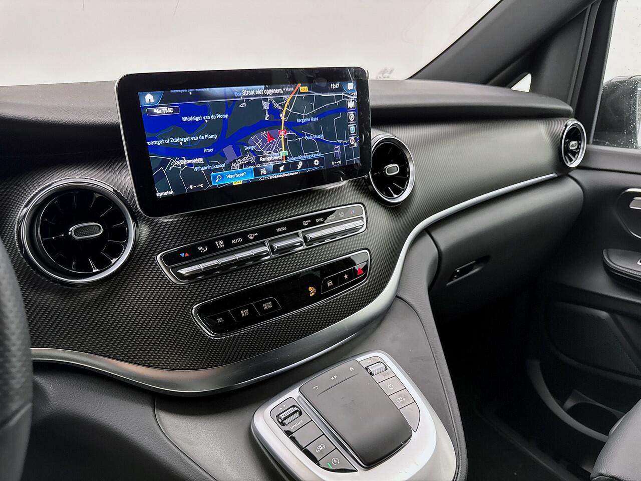 Mercedes-Benz V-KLASSE 250d L2 Avantgarde AMG DC Elektrische schuifdeuren Dubbele Cabine Night pakket Leder