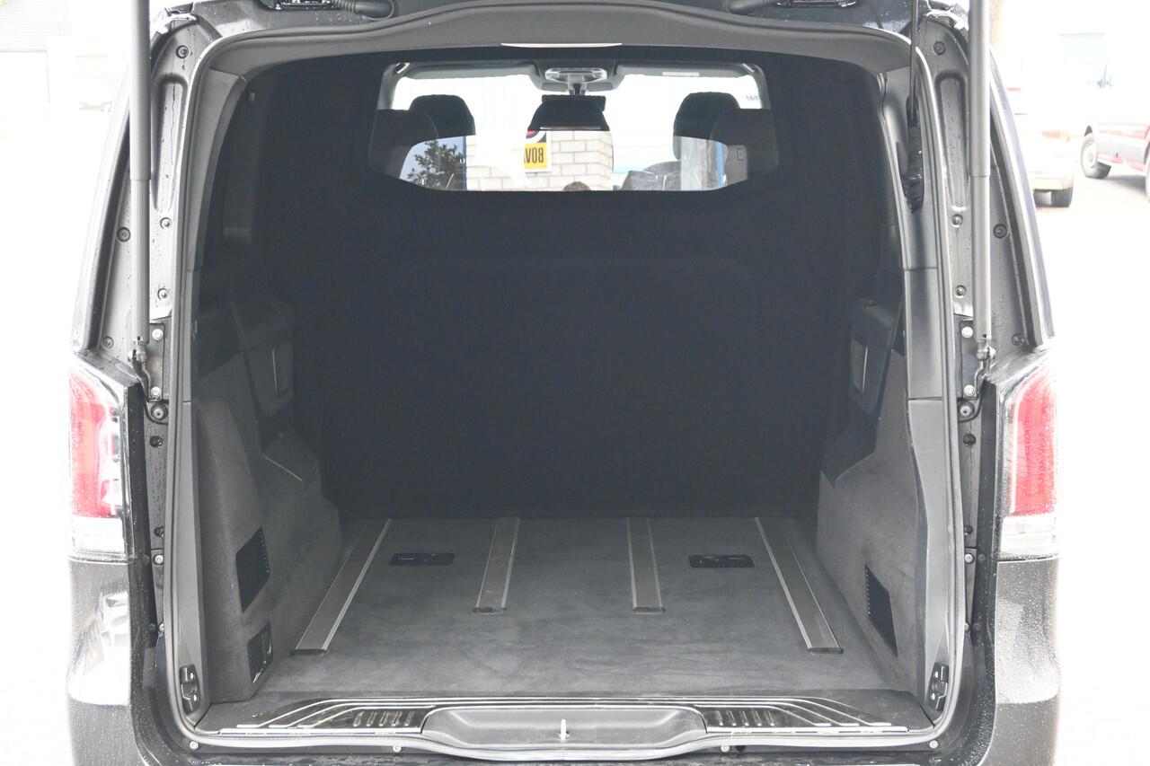 Mercedes-Benz V-KLASSE 300d AMG L2 DC AMG pakket, Easy pakket, Winter pakket, Etc.