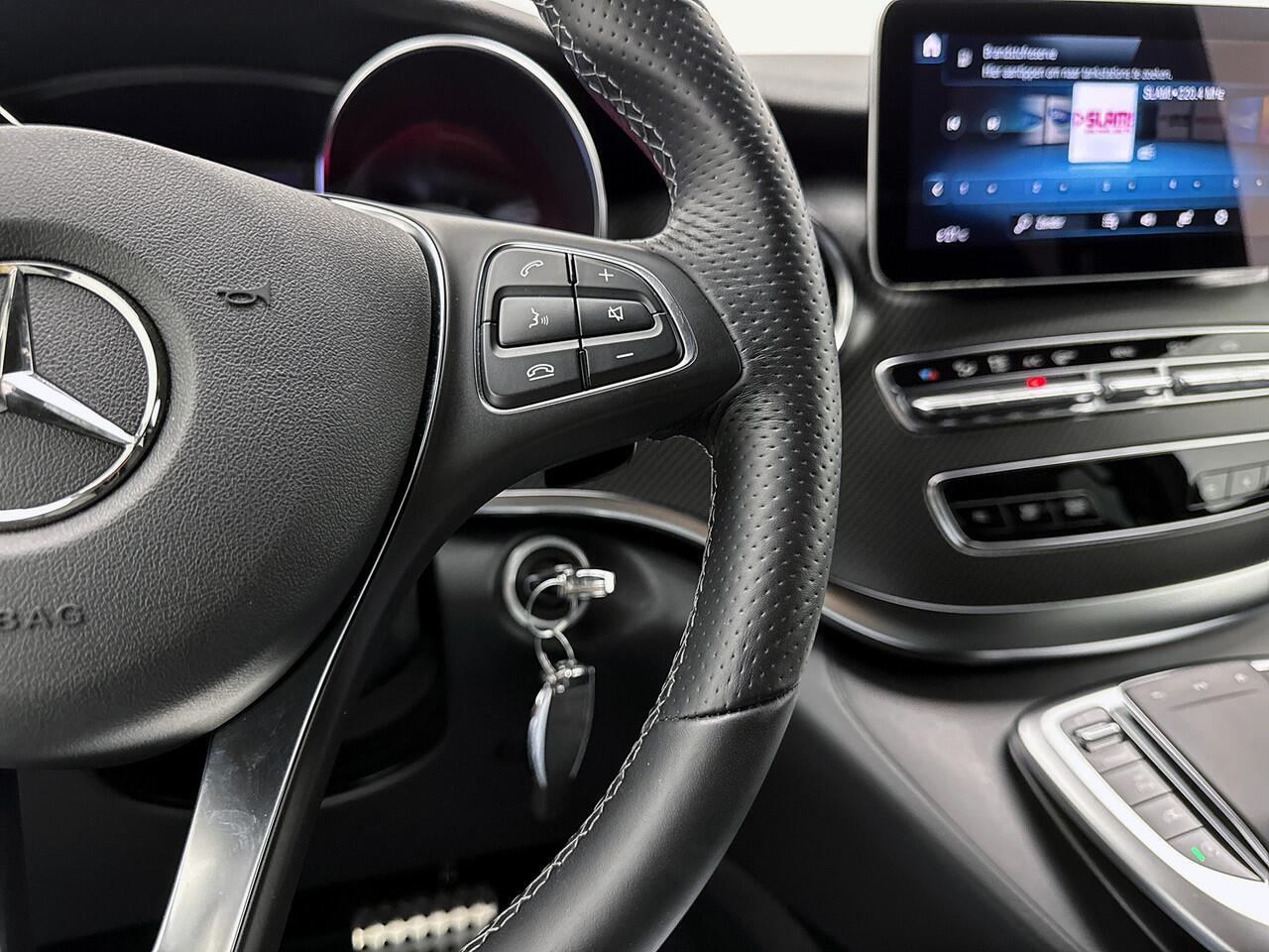 Mercedes-Benz V-KLASSE 250d 4-MATIC Extra-Lang AMG Dubbele Cabine Elektrische schuifdeuren Distronic Burmester Trekhaak afneembaar 2500kg