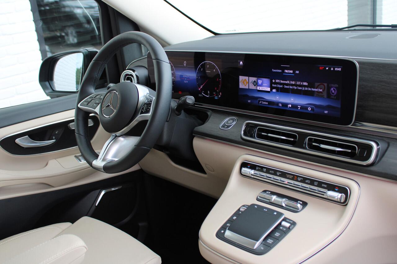 Mercedes-Benz V-KLASSE 250d / DC / AMG / New Model / 2x Elec Schuifd / 360 Cam / Burmester / Vol Opties / NIEUWSTAAT