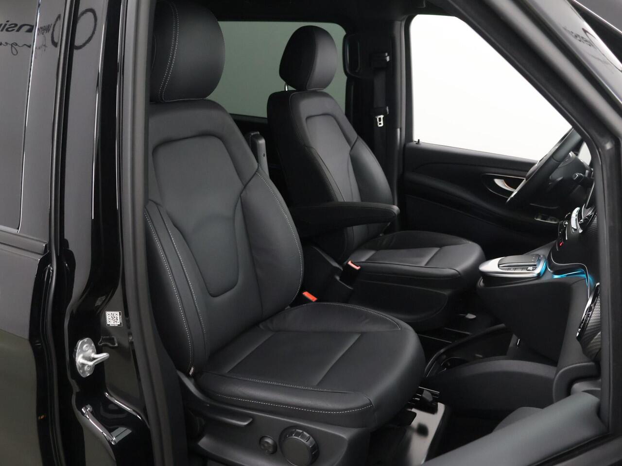 Mercedes-Benz V-KLASSE 300d | 4-MATIC | XL L3 | AMG | LUCHTVERING | BURMESTER | 360 CAMERA | LEREN BEKLEDING | CLIMATE CONTROL | ADAPTIEVE CRUISE | 2500 KG TREKHAAK | CARPLAY EN ANDROID AUTO