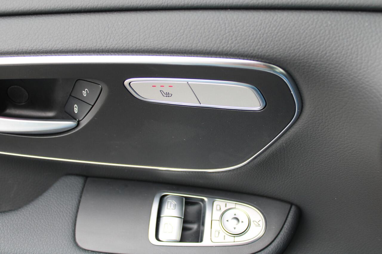 Mercedes-Benz V-KLASSE 250d / DC / AMG / 4-Matic / New Model / 2x Elec Schuifd / Camera / Vol Opties / NIEUWSTAAT