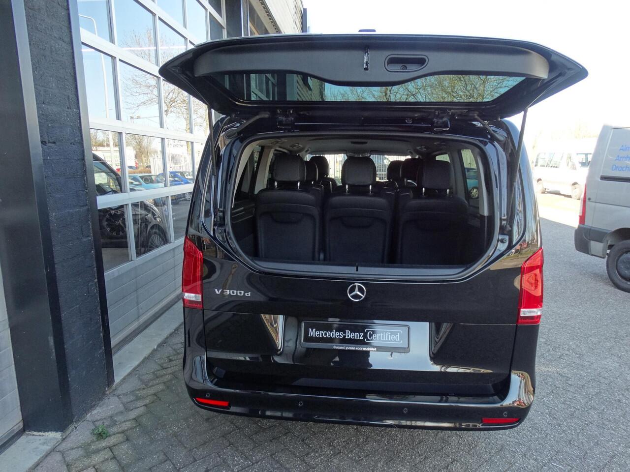 Mercedes-Benz V-KLASSE 300d Extra Lang Avantgarde Edition | prijs excl. BTW / incl. BPM ( ¤ 19.211,- ) | 8-persoons | Elektrische zijschuifdeuren
