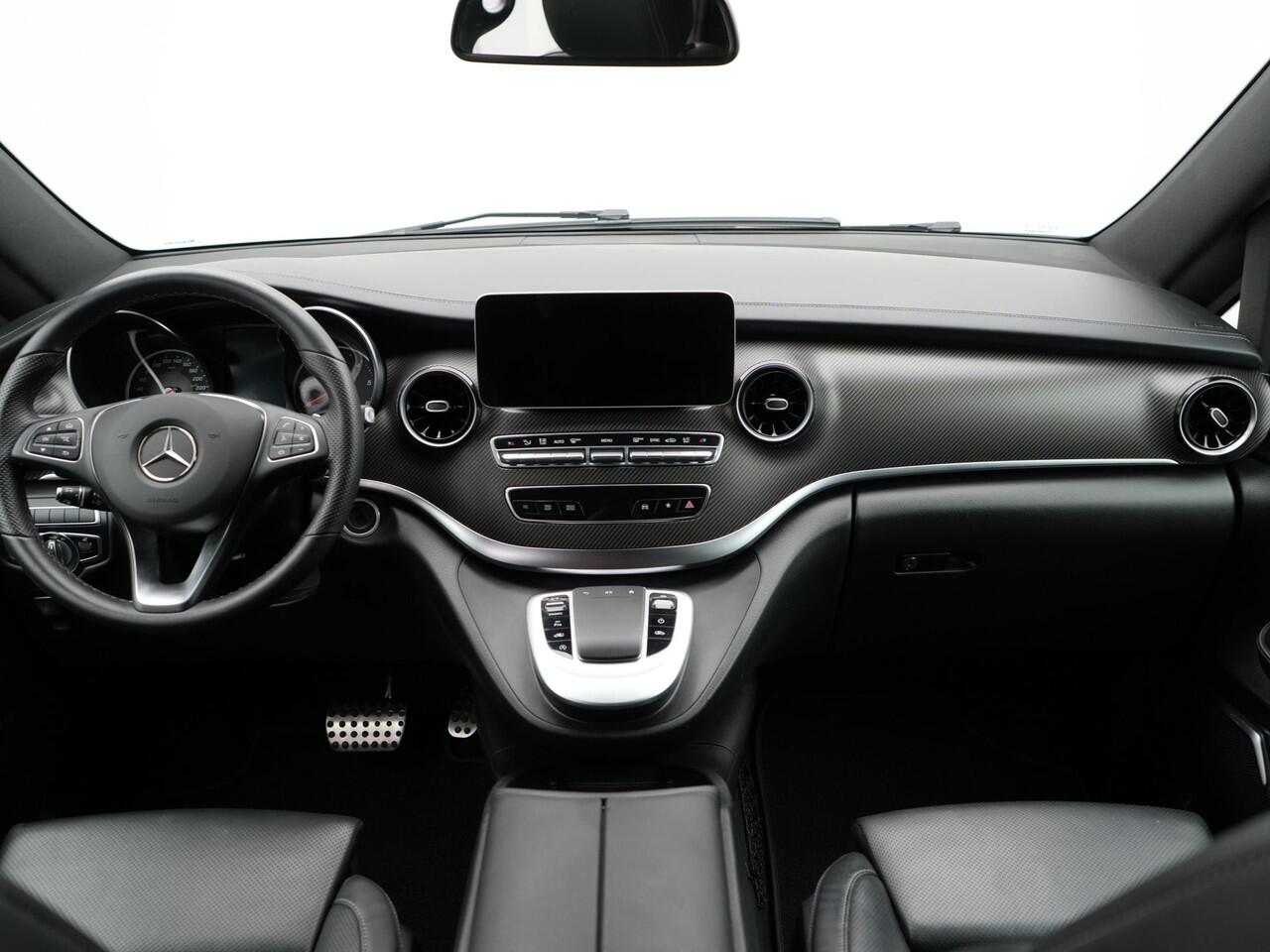 Mercedes-Benz V-KLASSE 300d Extra Lang Avantgarde Edition | | 360 Camera | Navigatie | Appconnect Electr.bedienbare voorstoelen | Parkeersensoren voor en achter | Schuifdeur links en rechts | Privacy glas achter | Voorstoelen verwarmd |