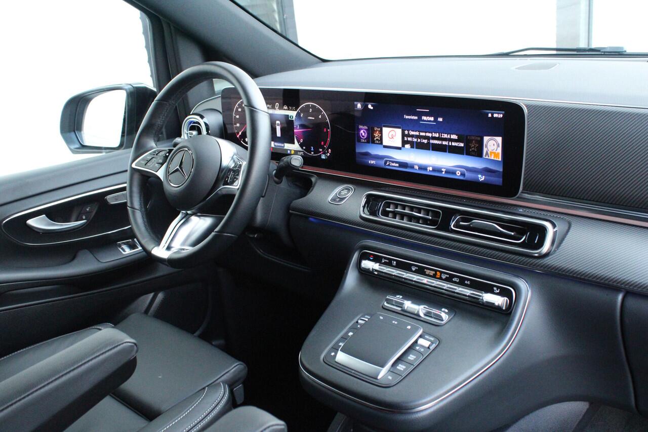 Mercedes-Benz V-KLASSE 250d / DC / AMG / Camera / 2x Elec Schuifdeur / Leer / Vol Opties / NIEUWSTAAT