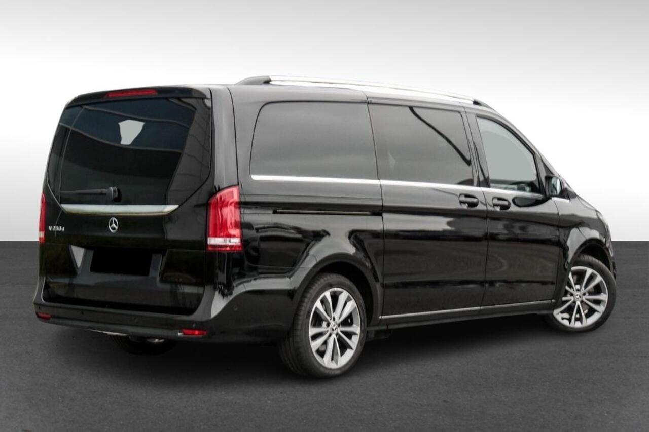 Mercedes-Benz V-KLASSE 250d Lang Avantgarde Grijs Kenteken Panoramadak Leder Trekhaak Burmester 360 Camera 18 Inch