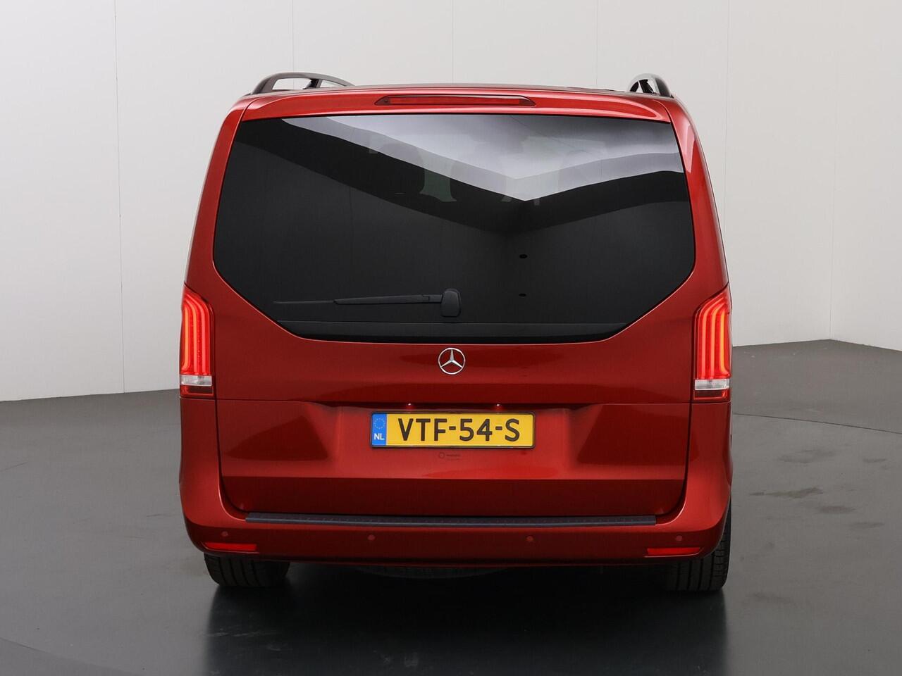 Mercedes-Benz V-KLASSE 300d | L2 Lang | Dubbele Cabine | Navigatie | Distronic Plus | LM Velgen | Sidebars | Certified