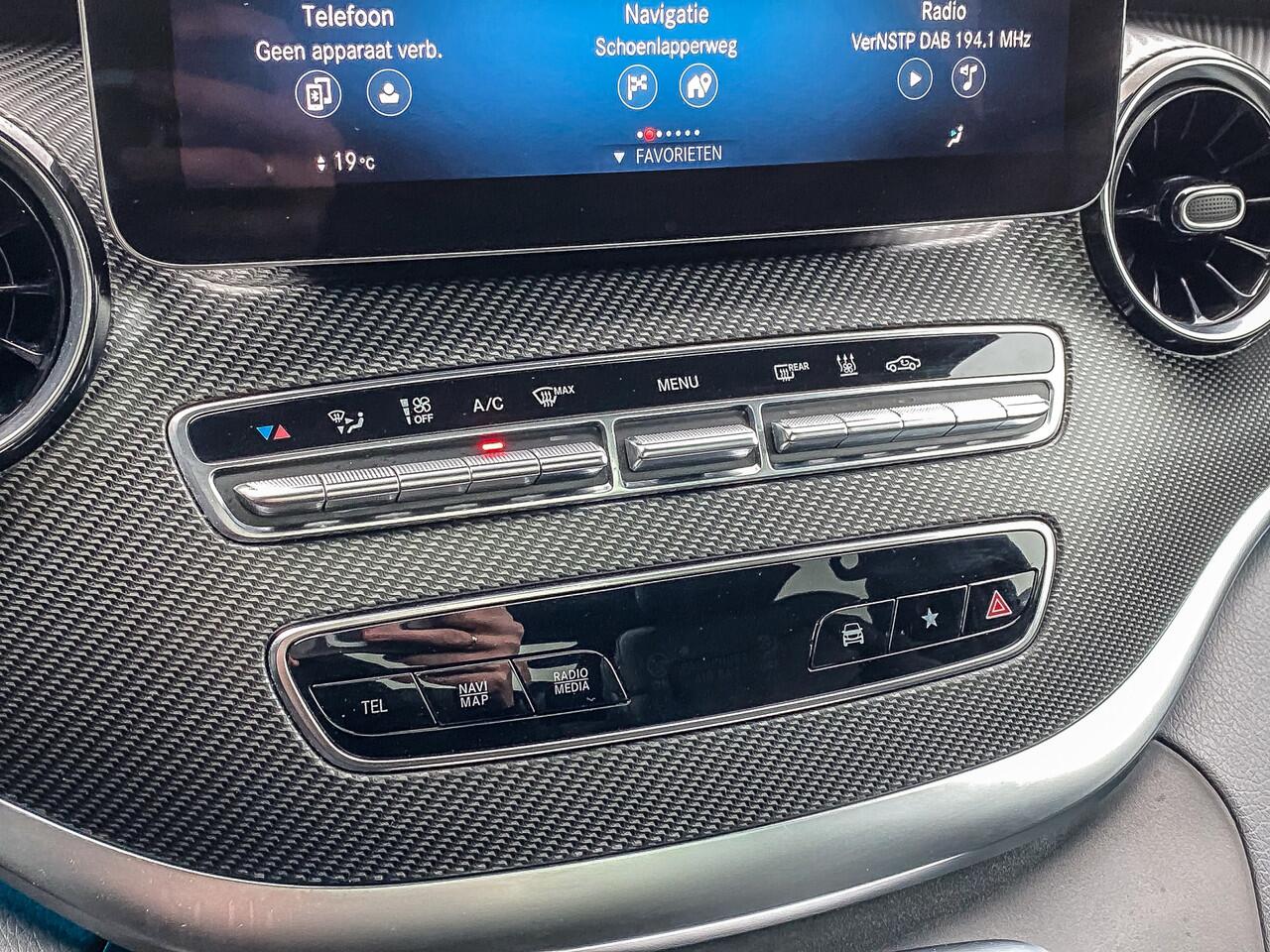 Mercedes-Benz V-KLASSE 300d 4-MATIC AMG Dubbele Cabine Lang | PANO | BURMESTER | 360 | ELEKTRISCHE STOELEN |