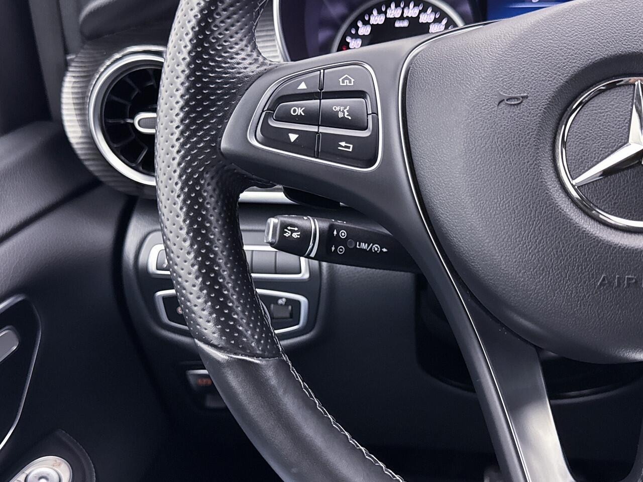 Mercedes-Benz V-KLASSE 300d Lang Dubbele Cabine AMG Avantgarde Edition DC Trekhaak 360 Graden Camera Elektrische Schuifdeuren