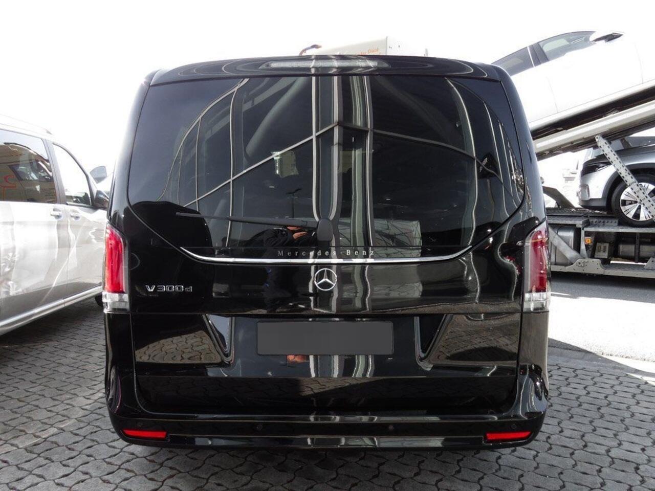 Mercedes-Benz V-KLASSE 300d L3 Avantgarde Nieuw Model Distronic WideScreen LED Leder EL. Schuifdeuren 360 Camera