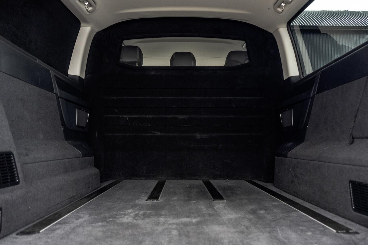 Mercedes-Benz V-KLASSE V300 | 4Matic | XL | 5-Zits | MBux | LED | ILS | Burmester | 2x Elec Schuifdeur | 360° Camera | Navi | PDC | Climate | Cruise | Euro 6