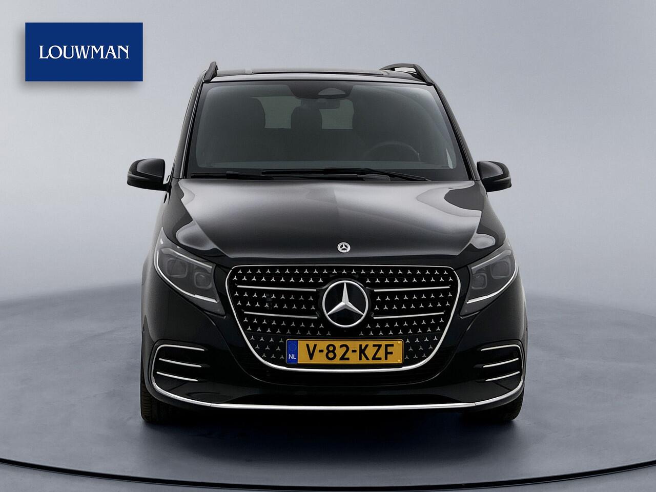 Mercedes-Benz V-KLASSE 300d 4-MATIC Extra Lang AMG Avantgarde BPM-Vrij Dubbele Cabine Elektrische Schuifdeuren 360 Graden Camera Adaptieve Cruise Control