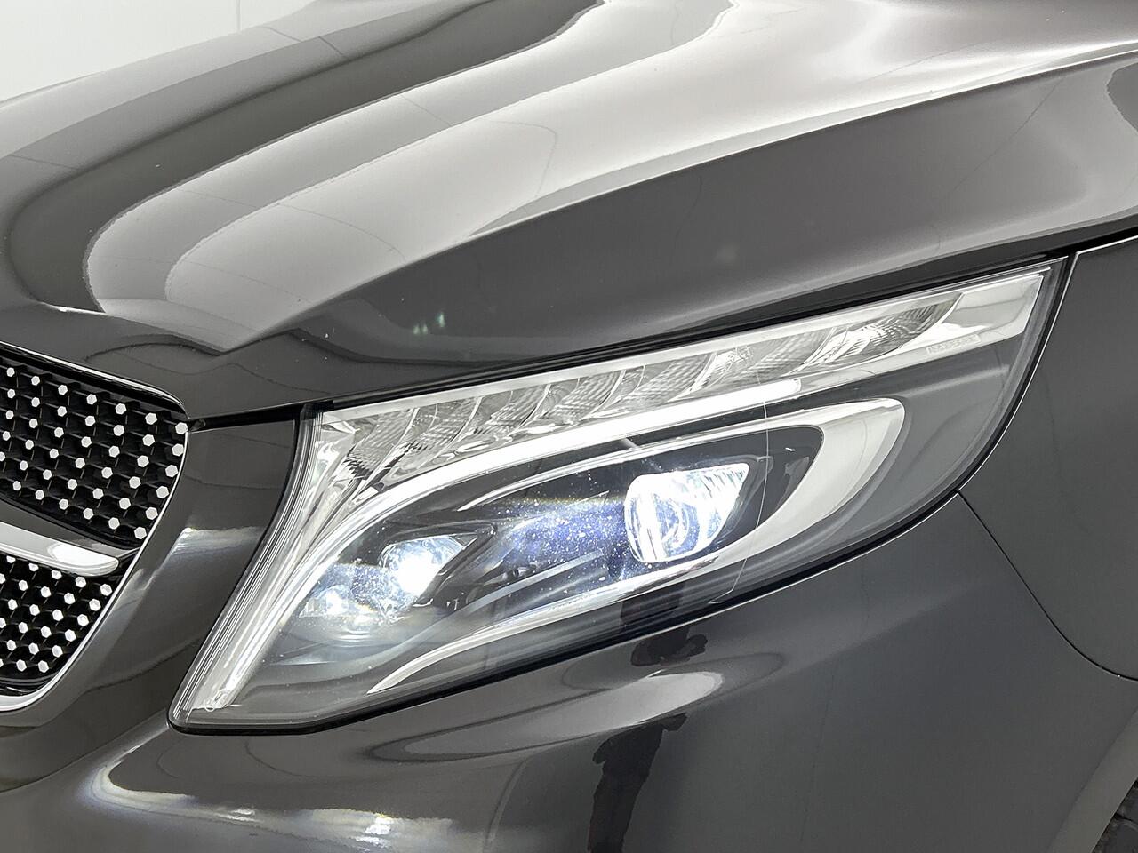 Mercedes-Benz V-KLASSE 300d Lang DC Avantgarde AMG 360* Camera, Trekhaak, Leder