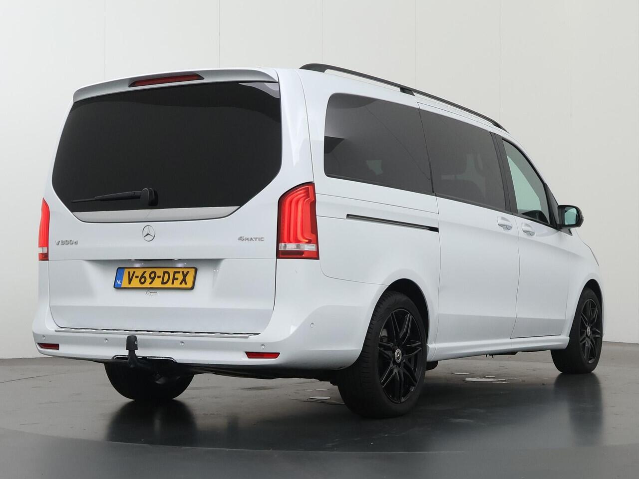Mercedes-Benz V-KLASSE 300d | L2 Lang | 4-MATIC | Dubbele Cabine | Burmester | MBUX Navigatie | Verkeerstekenherkenning | Dodehoekassistent | Night-pakket | Distronic Plus | 360° Camera | Schuifdeur L+R Elektrisch | Certified