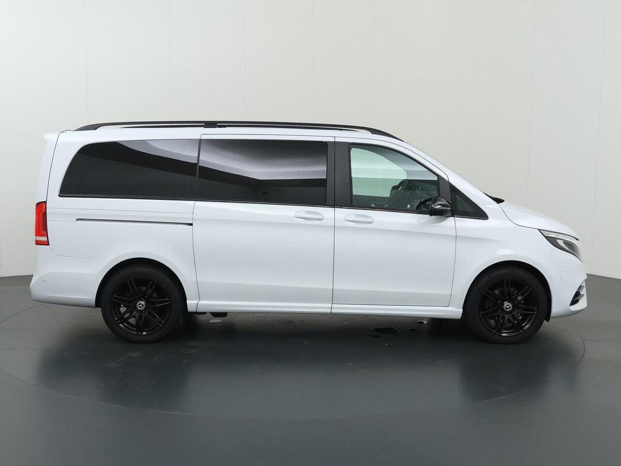 Mercedes-Benz V-KLASSE 300d | L2 Lang | 4-MATIC | Dubbele Cabine | Burmester | MBUX Navigatie | Verkeerstekenherkenning | Dodehoekassistent | Night-pakket | Distronic Plus | 360° Camera | Schuifdeur L+R Elektrisch | Certified
