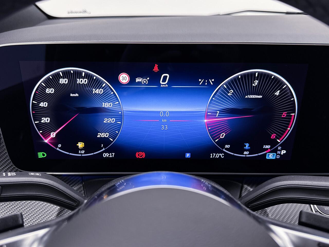 Mercedes-Benz V-KLASSE 300d 4-MATIC Extra Lang AMG Avantgarde BPM-Vrij Dubbele Cabine 360 Graden Camera Elektrische Schuifdeuren Multibeam LED Adaptieve Cruise Control