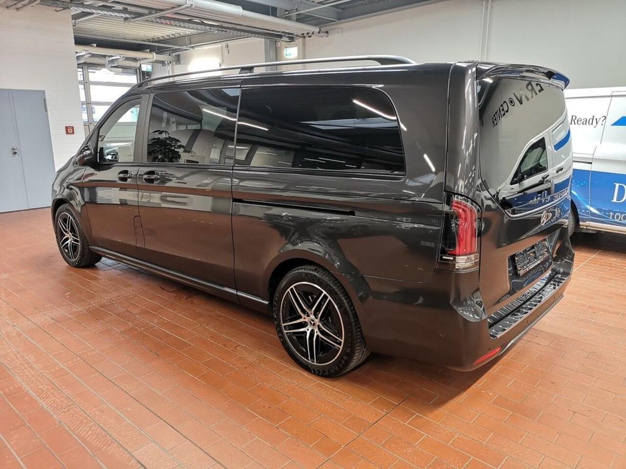 Mercedes-Benz V-KLASSE 250d L3 AMG Line 8-Zitter 99.950 EX BTW EL. Schuifdeuren Memory Leder Distronic Night Pakket