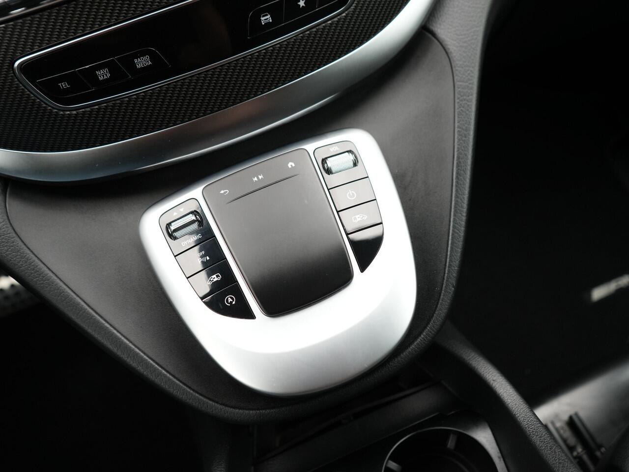 Mercedes-Benz V-KLASSE 300d Extra Lang Avantgarde Edition | | 360 Camera | Navigatie | Appconnect Electr.bedienbare voorstoelen | Parkeersensoren voor en achter | Schuifdeur links en rechts | Privacy glas achter | Voorstoelen verwarmd |