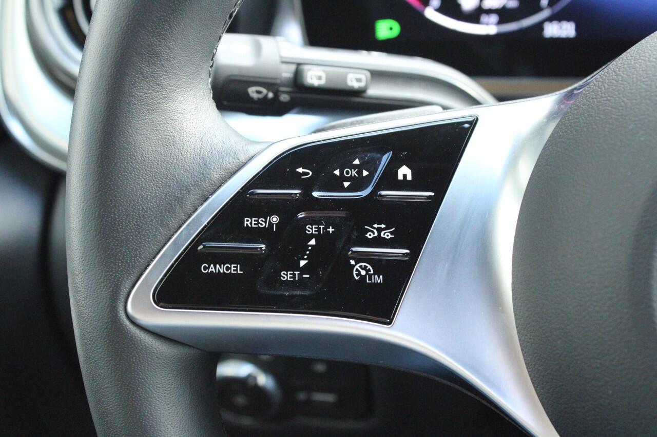 Mercedes-Benz V-KLASSE 300d / Exclusive / DC / Luchtvering / Panorama / 2x Elec Schuifd / 360 Cam / Burmester / Vol Opties / NIEUW!!