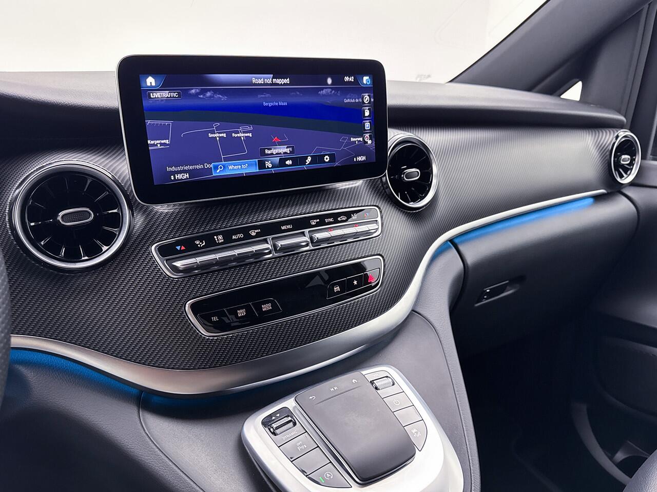 Mercedes-Benz V-KLASSE 250d Extra-Lang 4-Matic AMG Avantgarde Dubbele Cabine Leder 19" Lichtmetaal