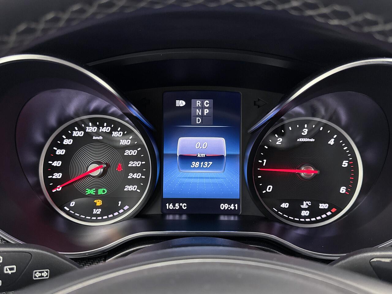 Mercedes-Benz V-KLASSE 250d Extra-Lang 4-Matic AMG Avantgarde Dubbele Cabine Leder 19" Lichtmetaal