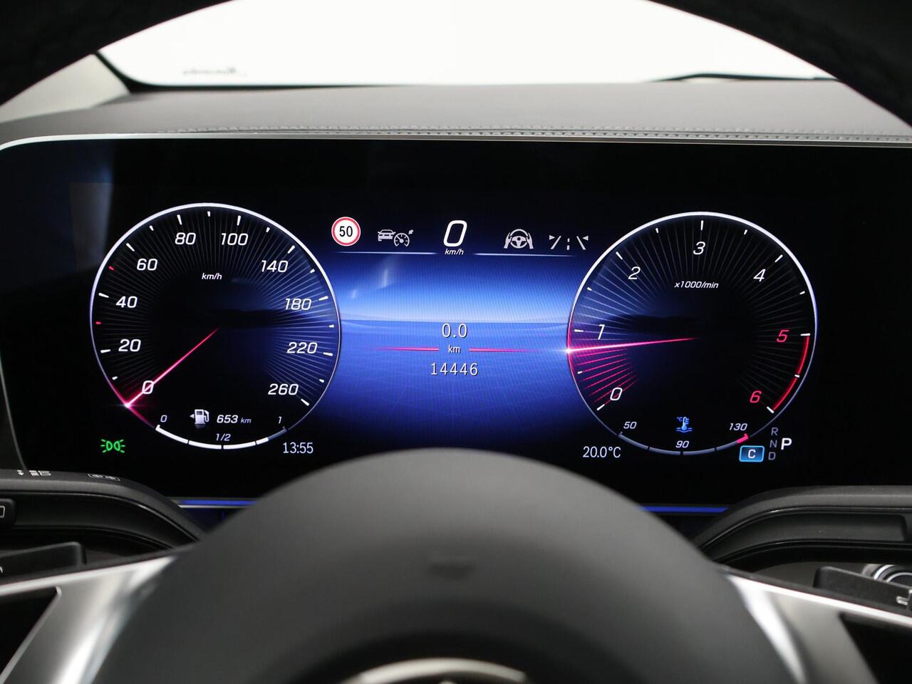 Mercedes-Benz V-KLASSE 300d | L2 Lang | Avantgarde | Dubbele Cabine | Distronic Plus | Schuifdeur L+R Elektrisch | Burmester | 360° Camera | Lederen Bekleding | Dodehoekassistent | Stoelverwarming | Certified