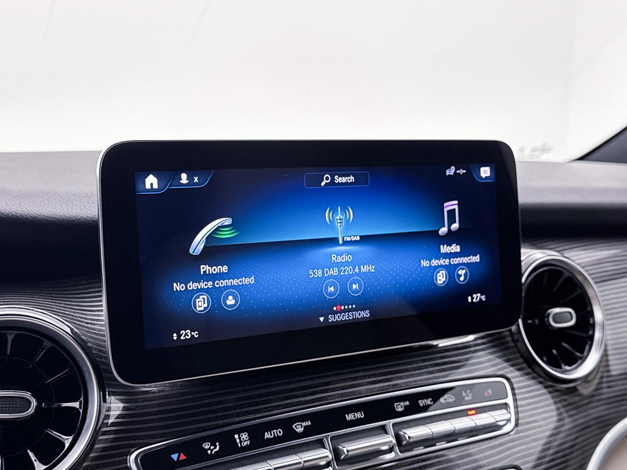 Mercedes-Benz V-KLASSE 250d Lang DC 360° Camera Leder 19" Inch lichtmetaal Led Dubbele cabine