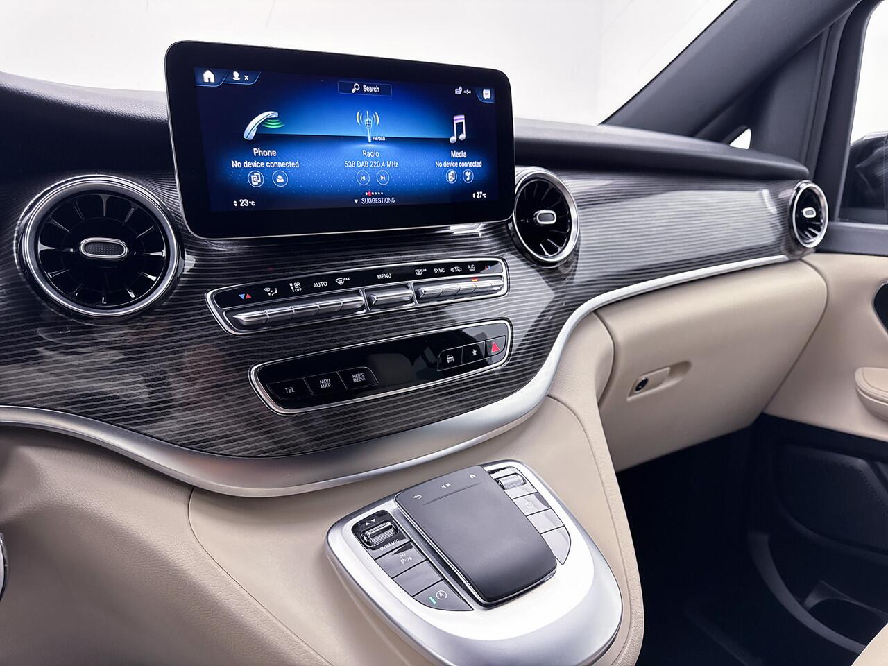 Mercedes-Benz V-KLASSE 250d Lang DC 360° Camera Leder 19" Inch lichtmetaal Led Dubbele cabine