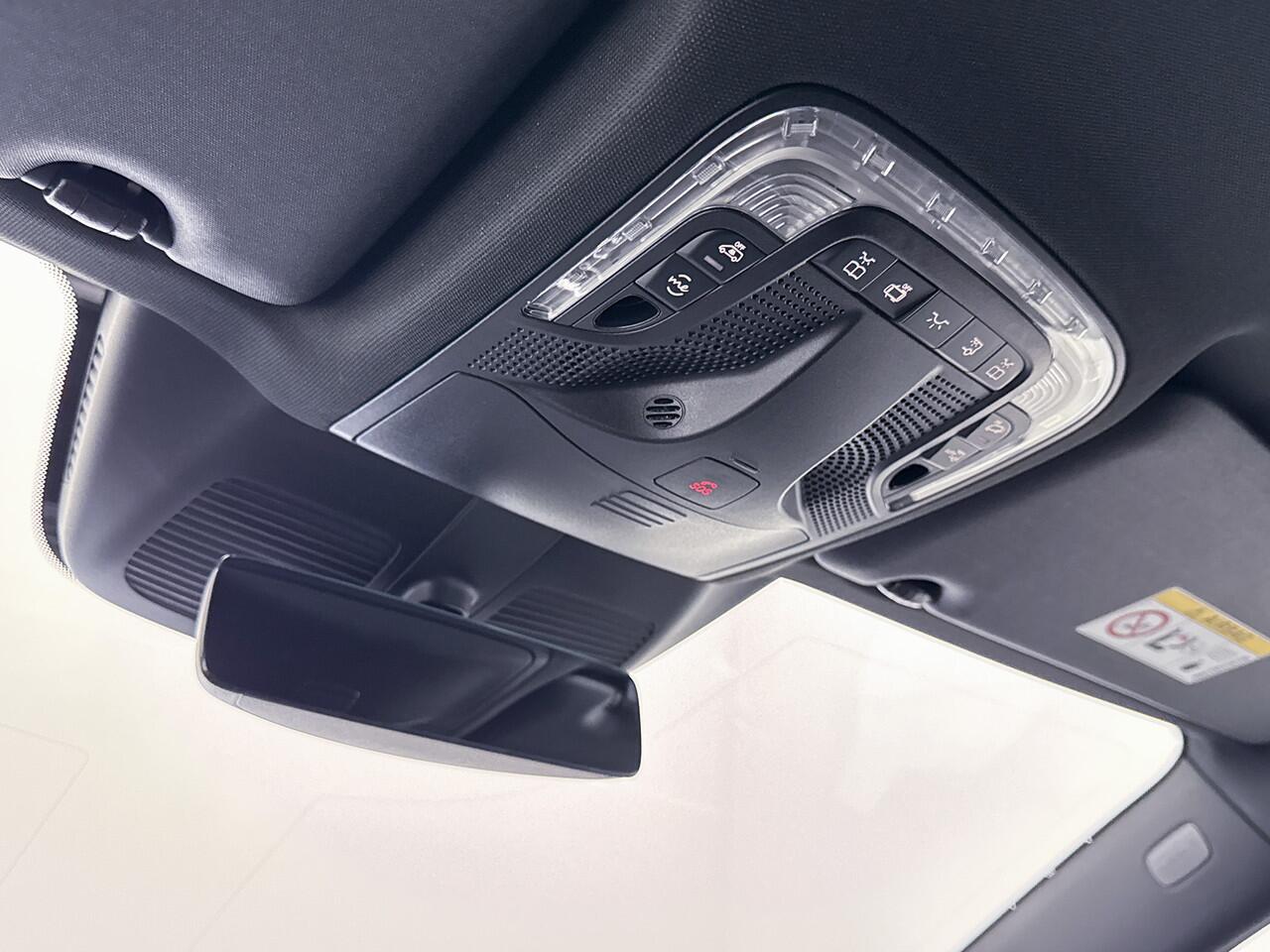 Mercedes-Benz V-KLASSE 300d 4-MATIC Extra Lang AMG Avantgarde BPM-Vrij Dubbele Cabine 360 Graden Camera Elektrische Schuifdeuren Multibeam LED Adaptieve Cruise Control