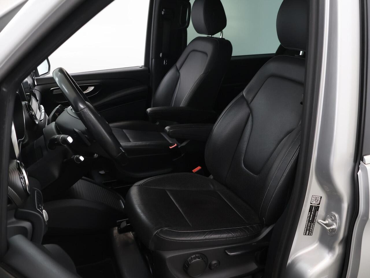 Mercedes-Benz V-KLASSE 300d | L2 DUBBEL CABINE | AUT. | AVANTGARDE | AMG | DISTRONIC PLUS | STOELVERWARMING/VERKOELING | NAVIGATIE | SPIEGEL PAKKET | 360 PARKEERPAKKET | LEDER | TREKHAAK | LED LAMPEN | DEALER ONDERHOUDEN